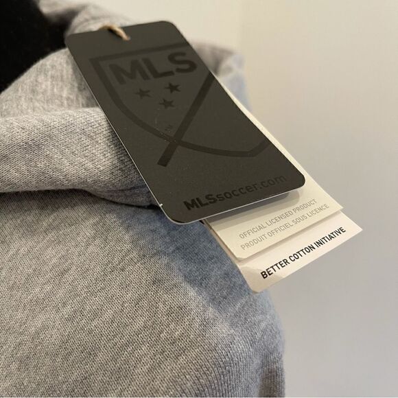 Men's Charlotte FC adidas Heathered Gray Travel Raglan Pullover Hoodie - Picture 8 of 10